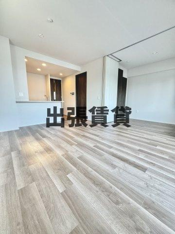 仲介手数料0円！！GRANPASEO丸の内の居間・リビング