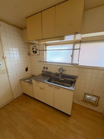 モアライフ湊川のキッチン|お料理しやすいキッチンです