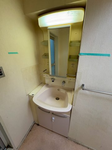 モアライフ湊川の洗面所|脱衣スペースもあります