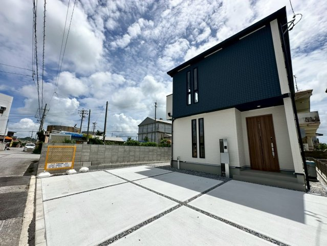 ★★　うるま市川田３期₋２号棟の外観