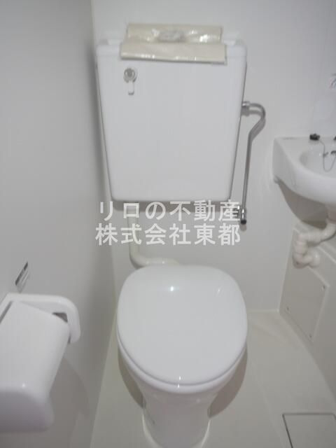 岡村アパートのトイレ