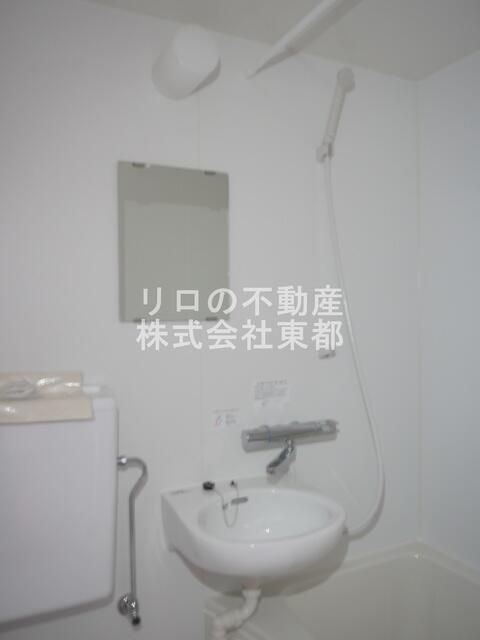 岡村アパートの洗面所