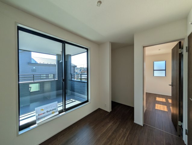 【内装】 | リーブルガーデン.S高崎市石原町第24ー③ | 2階のホールスペースにも収納付き♪