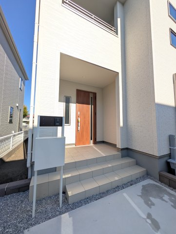 【玄関】 | リーブルガーデン.S高崎市石原町第24ー②