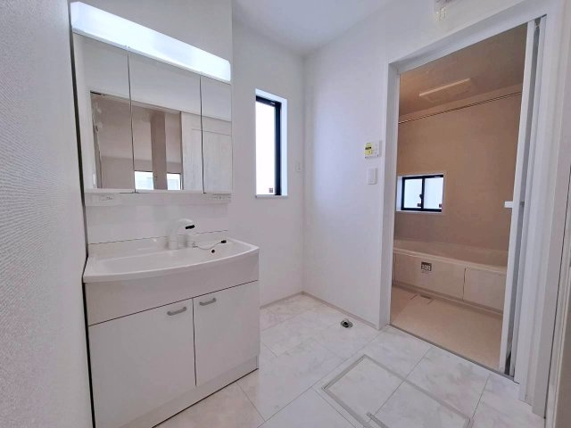 ハートフルタウン読谷村長浜　A号棟の内観：施工例|※未完成物件の為、同建築会社施工参考写真となります。