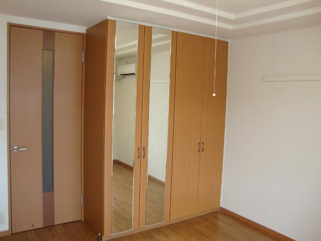 コーポハウス花の内装|洋室