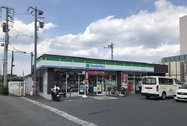 エム・クアトロのその他