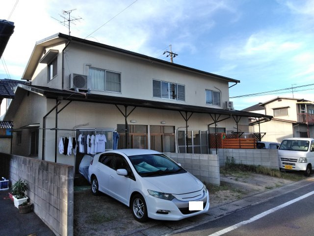 庭瀬住宅の外観