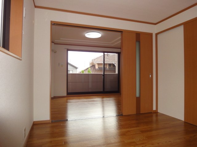 ヴィレッジ清洲Ⅱの内装|洋室