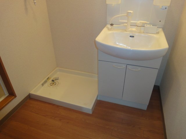 ヴィレッジ清洲Ⅱの洗面所|洗髪洗面化粧台