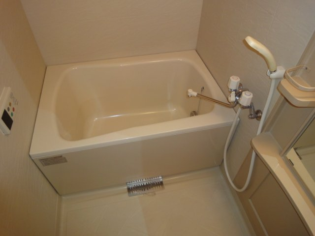 ヴィレッジ清洲Ⅱの浴室|バス