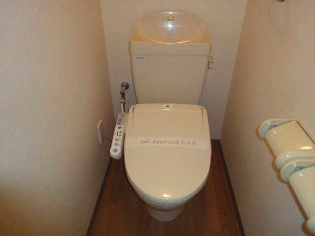 ヴィレッジ清洲Ⅱのトイレ|シャワー付トイレ