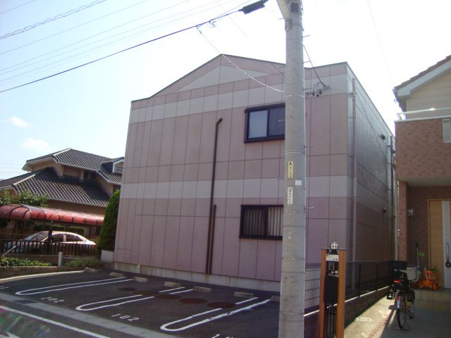 ヴィレッジ清洲Ⅱの駐車場|外観写真（昼）