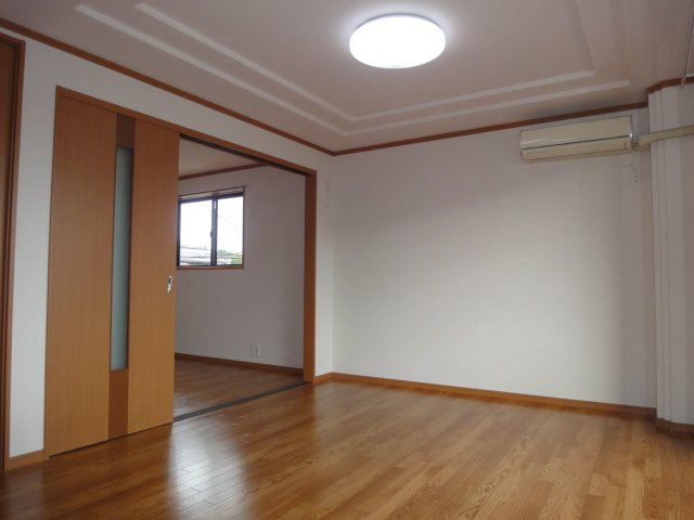 ヴィレッジ清洲Ⅱの居間・リビング|リビング