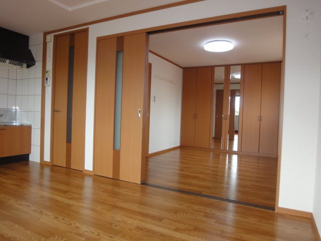 ヴィレッジ清洲Ⅱの居間・リビング|リビング