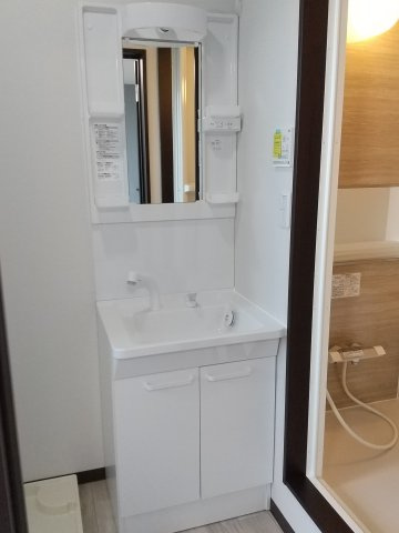 ブルジェオンAの洗面所