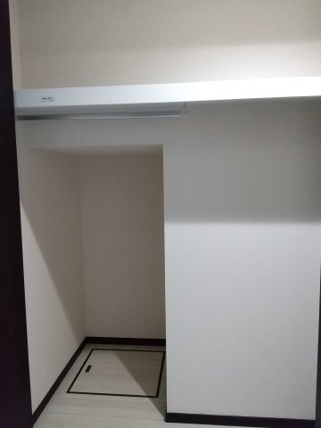 ブルジェオンAの収納