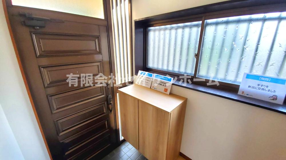 熊谷市佐谷田　中古戸建の玄関