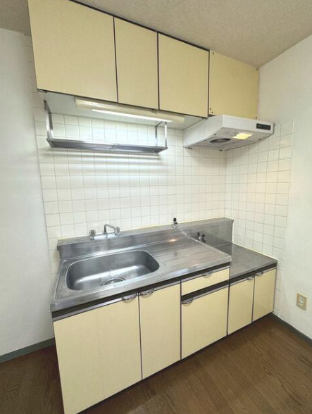 ジュネス桜田のキッチン