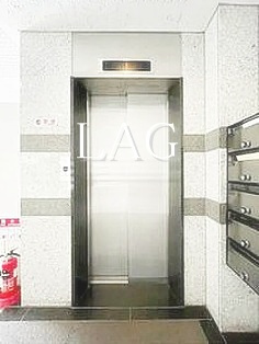 【その他共用部分】 | マートルコート調布 | 共用エレベーターです。