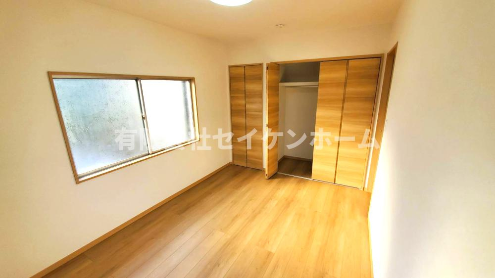 熊谷市冑山　中古戸建の洋室