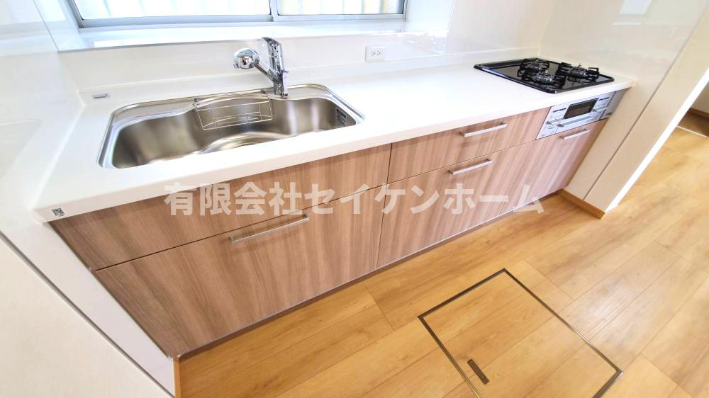 熊谷市冑山　中古戸建のキッチン