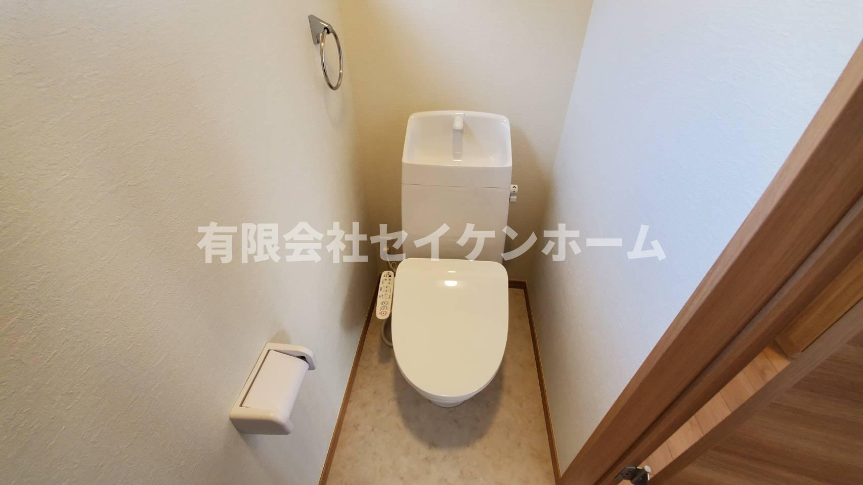 熊谷市冑山　中古戸建のトイレ