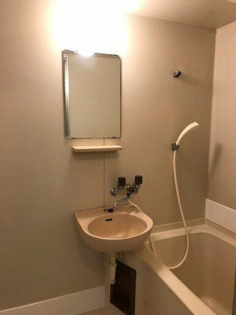 ハイムカトレアの浴室