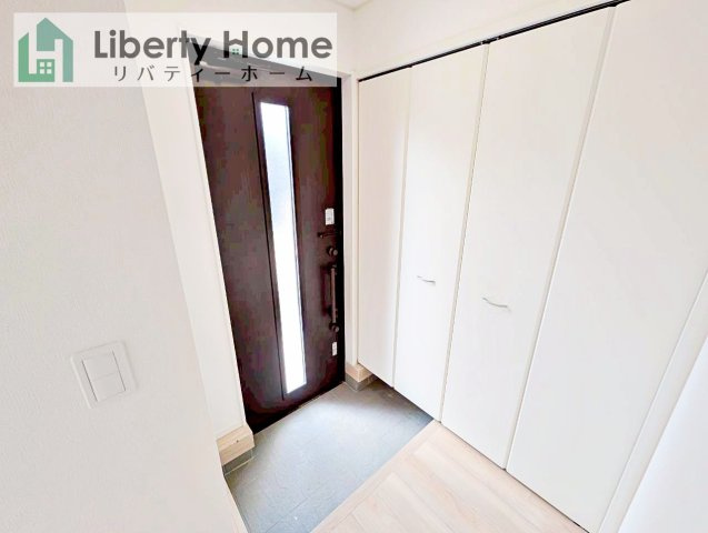 北茨城市磯原町木皿第3　新築戸建　1号棟の玄関