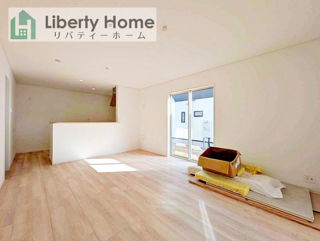 北茨城市磯原町木皿第3　新築戸建　2号棟の居間・リビング