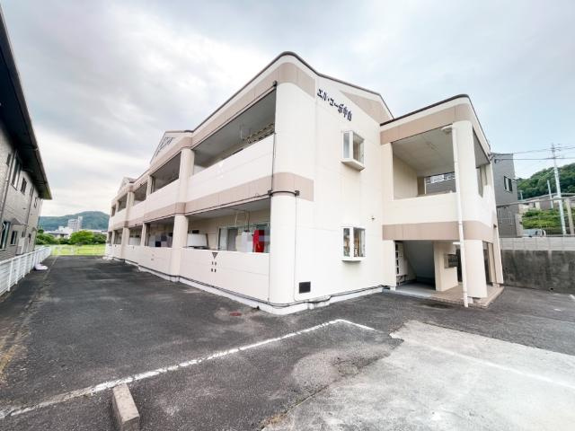 エル・コーポ中山の外観|外観写真（昼）