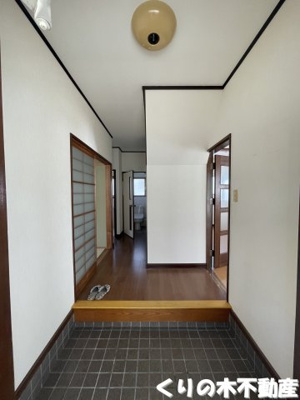 【玄関】 | コーポラティブ長畑 | 明るい玄関です