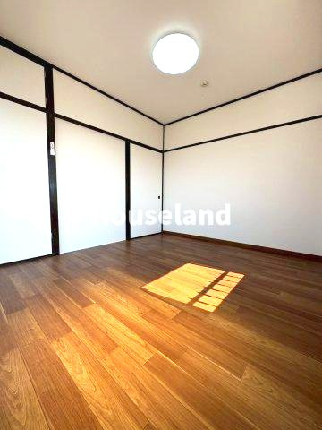 中之島グランドマンションの洋室