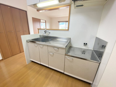 【キッチン】 | 神田レジデンス | ※同型写真