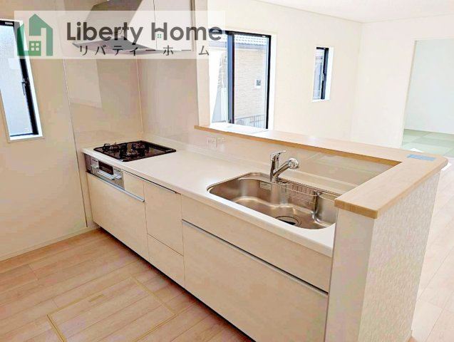 北茨城市磯原町木皿第3　新築戸建　3号棟のキッチン