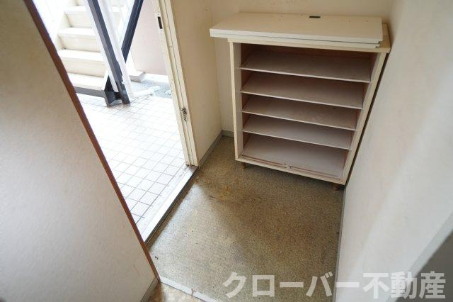 サンハイツ宮川Aの玄関
