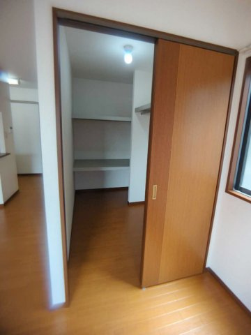 パル春日 A棟の収納