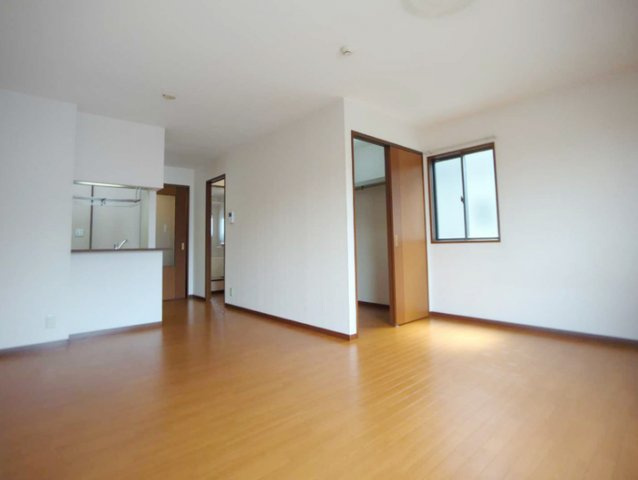 パル春日 A棟の内装|きれいな内装です