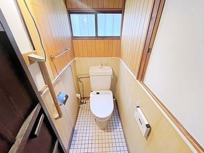 【トイレ】 | 軍水町貸家【名古屋市賃貸・戸建て】