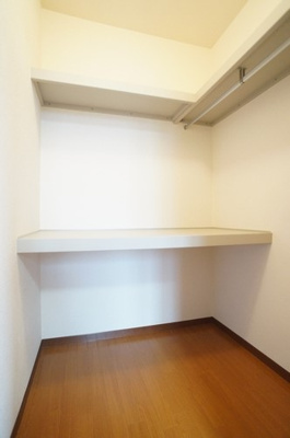【収納】 | サニーヒルズE | 大きなものも収納できそうです