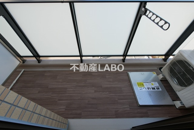 ＡＦＦＬＵＥＮＣＥ難波ＥＡＳＴのバルコニー