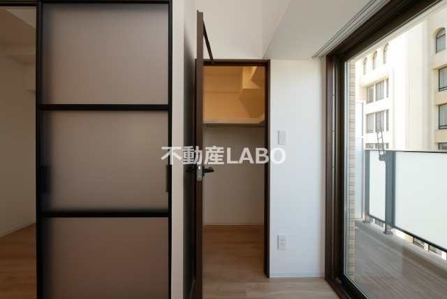 ＡＦＦＬＵＥＮＣＥ難波ＥＡＳＴの収納