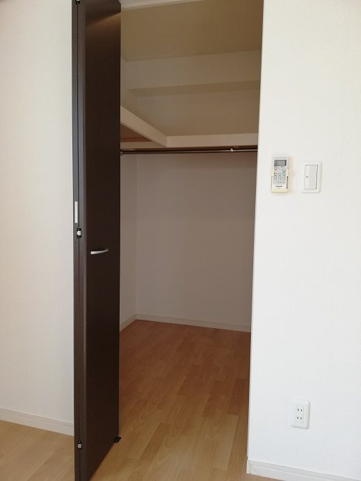 ティラミス河原の収納|ちょっとした収納スペースも充実しています