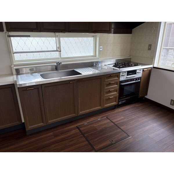 住吉宮町3丁目　貸戸建のキッチン