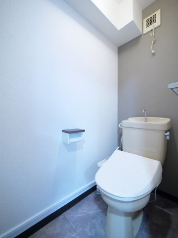 ラジール伊島のトイレ|※写真は別の部屋のものです。