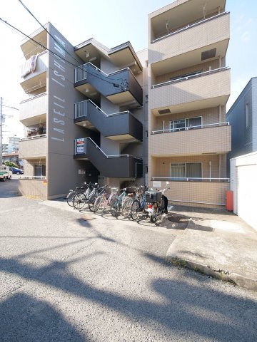 ラジール伊島の収納|※写真は別の部屋のものです。