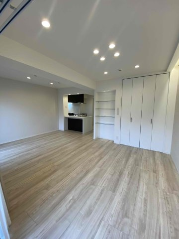 モリス八王子駅前通りの居間・リビング