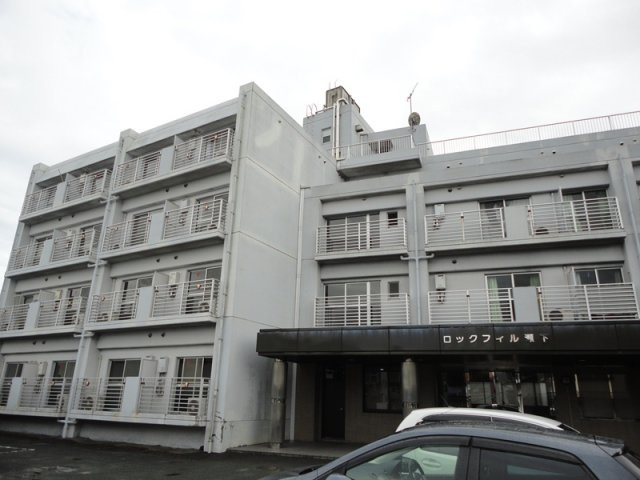 ロックフィル瀬下【キャッシュバック対象物件】の駐車場