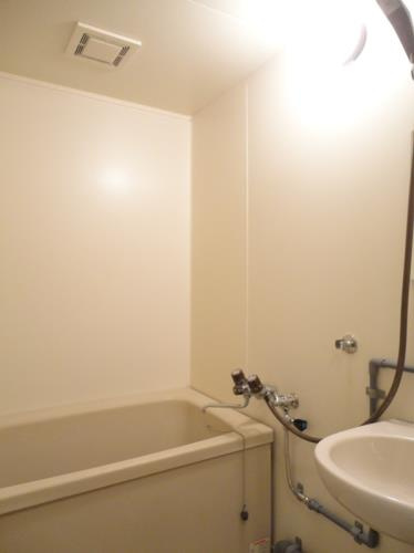 ロックフィル瀬下【キャッシュバック対象物件】の浴室