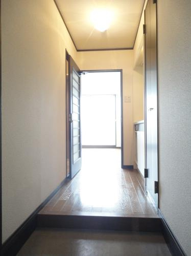 ロックフィル瀬下【キャッシュバック対象物件】の玄関